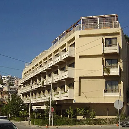 Mistral Piraeus