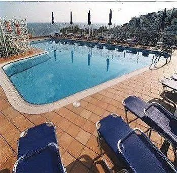 Mistral 3* Πειραιάς